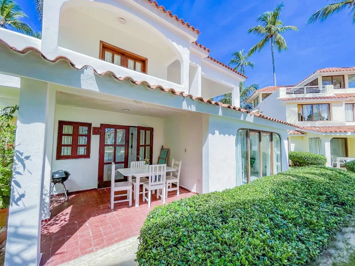 Resort Villas Bavaro Los Corales Wifi Bbq Beach Club & Spa contacts